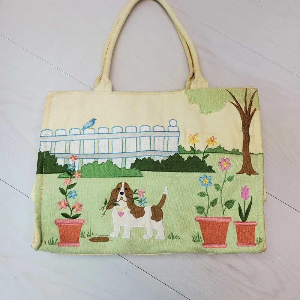 Canvas Tote Bag Embroidered Dog‎ Garden Scene Yellow Handles Snap Closure